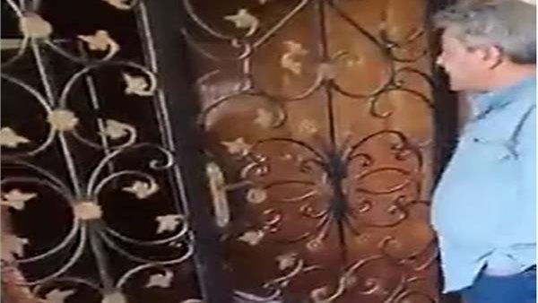 النيابة تكشف تفاصيل جديدة في واقعة اقتحام رجل شقة التجمع ومحاولة قتل طليقته