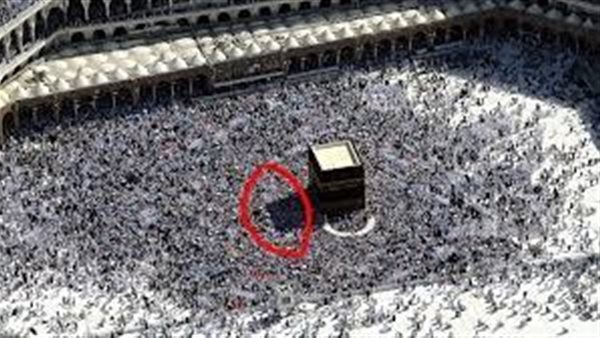 بعد تعامد الشمس.. حكاية اختفاء ظل الكعبة المشرفة