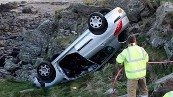 أخرجتهم من السيارة في اللحظات الأخيرة وانقلبت بها.. تفاصيل مأساوية في وفاة سعودية ضحت بحياتها لانقاذ إخوتها