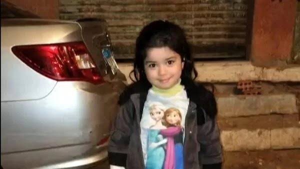 قتلتها وحطتها في جوال بلاستيك.. قصة مقتل الطفلة ساندي وإخفاء جثتها بالصف