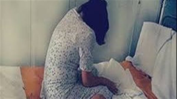 السبب صادم..شاب يشعل النار في خطيبته داخل غرفة نومها في الأقصر