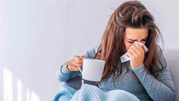 يجب توخي الحذر.. أول تعليق من الصحة علي دور البرد المنتشر | فيديو