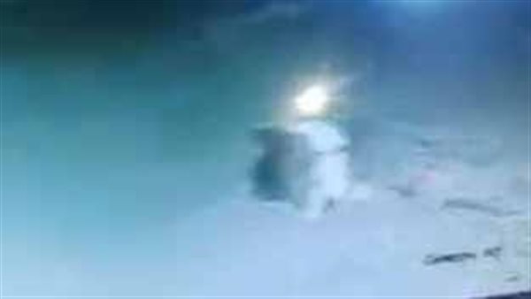 ولا في الخيال.. رجل يفجر زوجته بقنبلة يدوية بسبب خلافات أسرية | فيديو