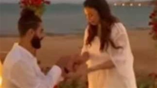 عرض زواج رومانسي على شاطئ البحر.. مَن هي الفنانة الشابة هايدي رفعت ؟ | شاهد