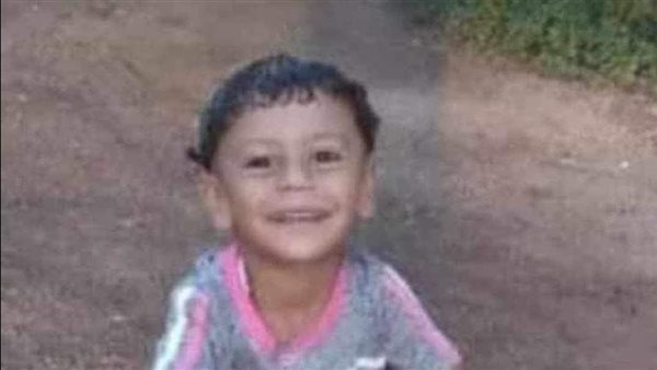 مفصول الرأس..تفاصيل صادمة في العثور على جثة طفل وسط الزراعات بسوهاج