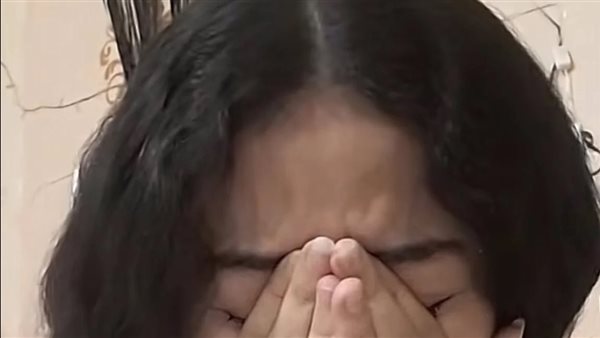 ضحايا الثانوية العامة.. طالبة تنهار على تيك توك وأخرى تحصل على 4.5% ووصلت لقص الشعر