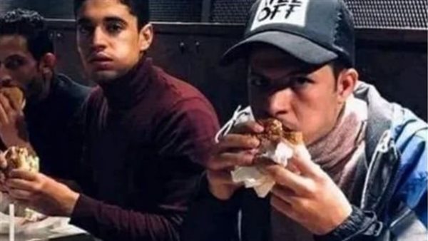 فئران في الماكينة..منشور يثير الجدل على السوشيال ميديا عن مطاعم الأكل الجاهز |شاهد