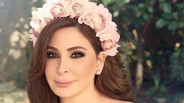 العقد أشعلها.. التفاصيل الكاملة لنزاع إليسا ووتري | فيديو