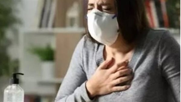 متحور كورونا الجديد بمصر.. تحذير من عادة خاطئة يُمارسها المصابون تؤدي للوفاة لحظيًا