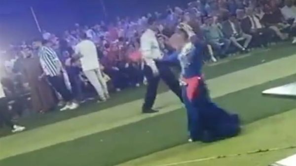  سببت أزمة.. راقصة في حفل تكريم أوائل الطلبة بالقليوبية فما القصة؟ | فيديو