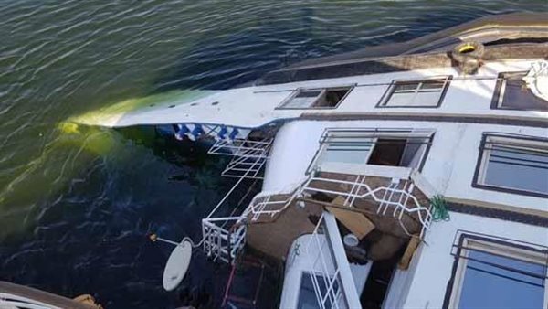 فقد اثنين من العاملين والطاقم.. بيان رسمي يكشف تفاصيل غرق مركب الأقصر 