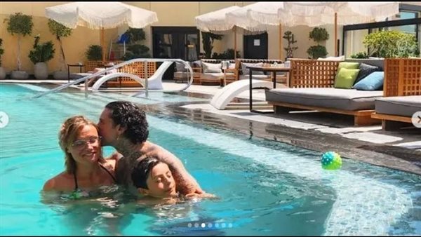 لأول مرة.. أحمد الفيشاوي يظهر مع ابنه الألماني بعد الاعتراف به | شاهد