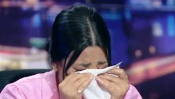 أنا مش واحدة من الشارع.. ريم طارق تنهار بالبكاء على الهواء بسبب حسن شاكوش | فيديو