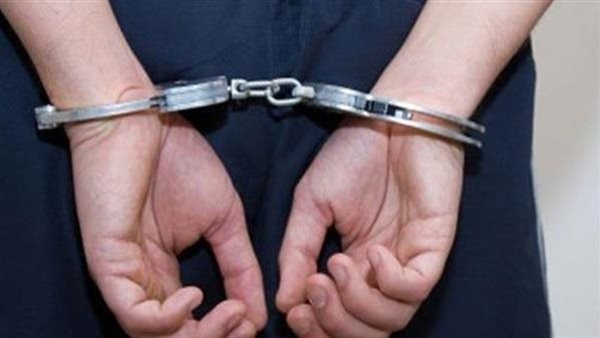 قتل وخيانة أمانة وحشيش.. ليلة القبض على عاطل كفر الغاب في الدقهلية 