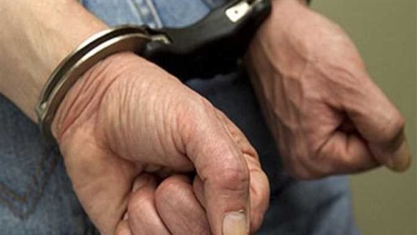 صديقه وراء الواقعة.. كشف ملابسات مقتل راعي أغنام في البحر الأحمر 