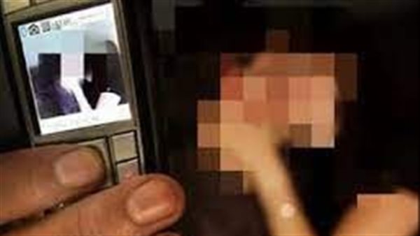 تعارفنا بلعبة إنترنت.. فتاة العمرانية: لديه فيديوهاتي وصوري من مكالماتنا وأنا خفت