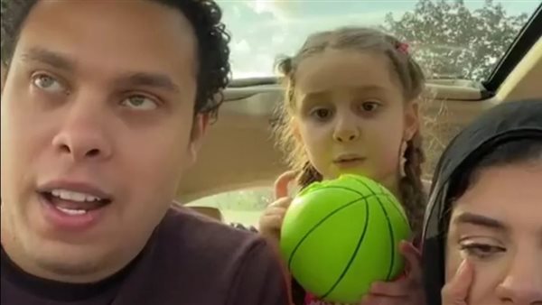 حسد أم توحد؟.. أحمد حسن وزينب يصدمان الجميع بسبب مرض طفلتهما إيلين