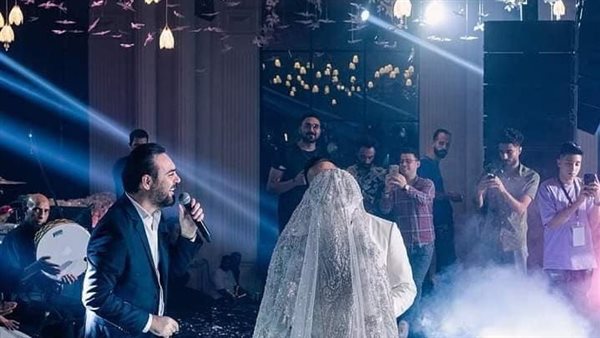 سعر الفستان وتكاليف الفرح ومفاجأة العروسة.. تفاصيل مثيرة عن فرح طلخا الأسطوري | شاهد