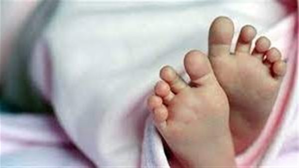 زينب قتلت طفلتيها وحاولت إنهاء حياتها.. قرارات عاجلة للنيابة في الشرقية