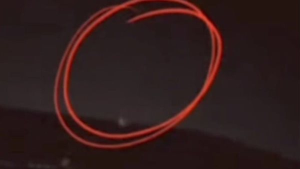 فيديو وصور جديدة.. حقيقة ظهور اشباح وغيلان تلتهم اجساد الموتى في درنة الليبية | شاهد