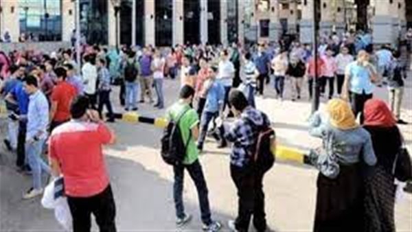 موعد إجازة منتصف العام 2024 لطلاب الجامعات الحكومية والخاصة