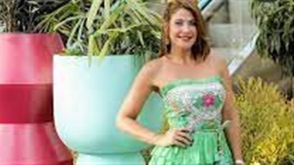 فستان لافت.. هيدي كرم تبرز جمالها في أحدث ظهور | شاهد 