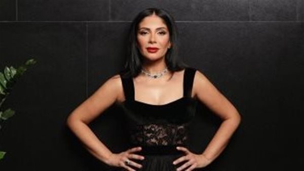 بسبب فيلم أصحاب ولا أعز..قرار قضائي ضد يوتيوبر متهم بسب وقذف الفنانة منى زكي