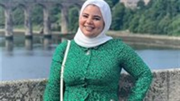 طالبوا بوقفها عن العمل وتحويلها للتحقيق..تفاصيل الهجوم على طبيبة مصرية بسبب دعمها لغزة 