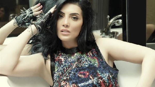 الله قادر على كل شيء.. ظهور لافت لـ حورية فرغلي يبهر الجميع | شاهد 