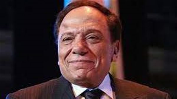 أنت ميت ميت.. فنان تنبأ عادل إمام بوفاته وبكى عليه فمن هو؟