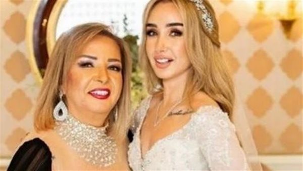 شبه بناتها.. والدة هنا الزاهد تثير ضجة على السوشيال ميديا | شاهد