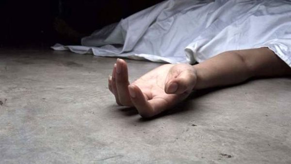  علقه في مروحة السقف.. تفاصيل الحكم على أب تخلص من ابنه بأوسبم 