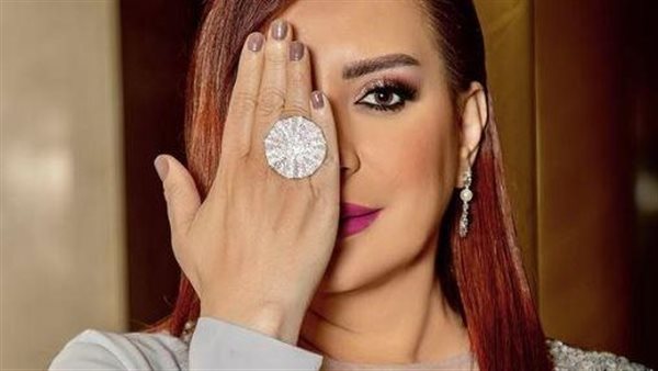 بطلة السرايا.. تفاصيل وفاة عائلة فنانة سورية شهيرة في أحداث غزة 