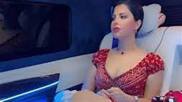 جذاب.. فستان شمس الكويتية يثير الجدل على السوشيال ميديا | شاهد