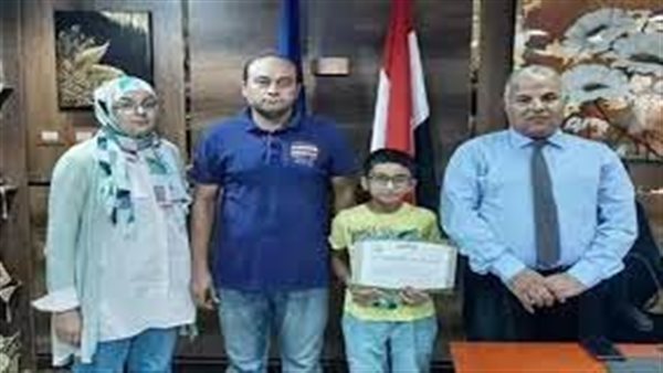 طفل دخل الجامعة.. تعليق غير متوقع من جمال شعبان على الطالب النابغة 