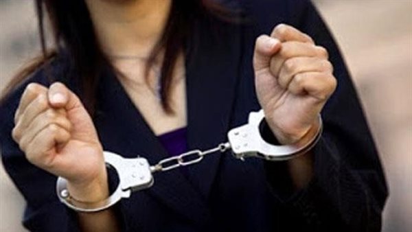 كسرت راسها عشان طالبتني بفلوسها.. اعترافات صادمة للمتهمة بقتل صديقتها بميزان في المطرية