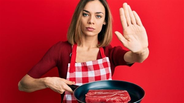  لن تتوقع.. هذا ما يحدث لجسمك إذا توقفت عن تناول اللحوم لمدة شهر