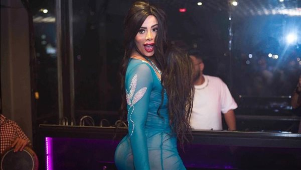 حفلات وفيديوهات فاضحة في الساحل.. ما الاتهامات التي تواجه الراقصة حورية؟