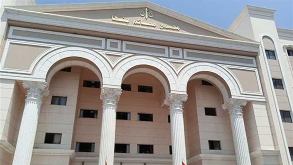 رصاص في الهواء وكيس فلوس.. معاقبة المتهمين بسرقة سيدة عقب خروجها من بنك بالقليوبية