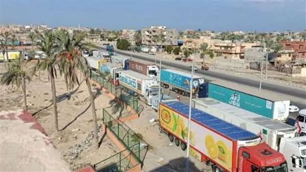 سوابق تاريخية.. مخاوف من استيلاء حماس على مساعدات غزة