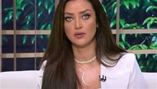 النفوس الضعيفة.. جامب سوت رضوى الشربيني يشعل السوشيال ميديا | شاهد 