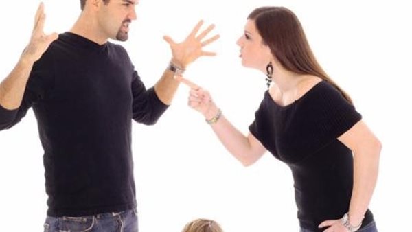 بتصرف على طليقها من فلوسي.. ثروت يطلب تطليق زوجته في محكمة الأسرة