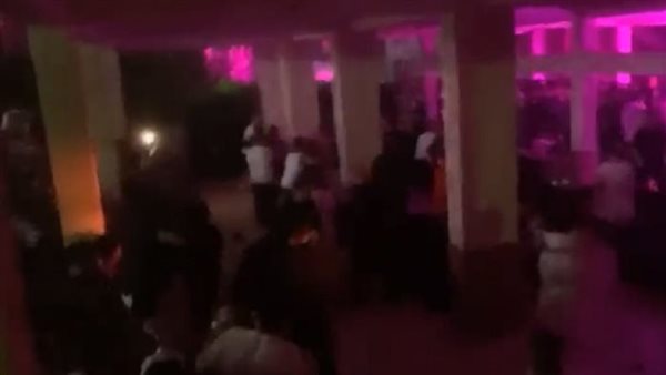 في ادعاءات الخطف والاغتصاب.. قرار قضائي بشأن 20 متهمًا في قضية حفل المنصورية