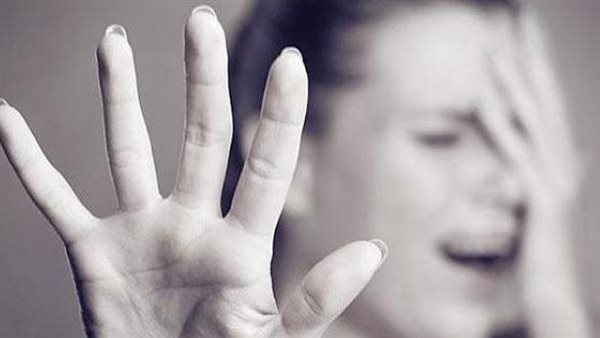 عاشر الأم واغتصب ابنتها.. نزيف طفلة يكشف عن جريمة في المنصورة