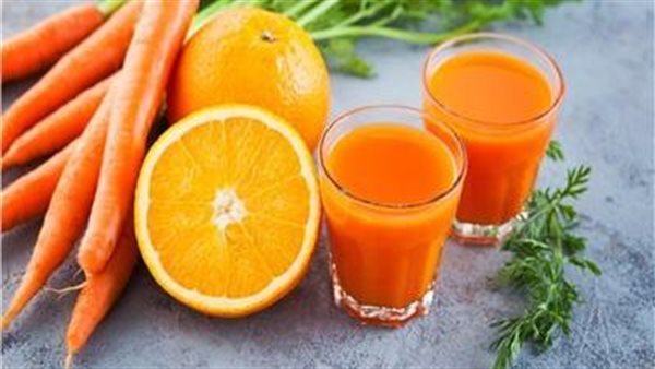 مفاجأة.. هذا ما يحدث لجسمك عند تناول كوب من عصير الجزر بالبرتقال 