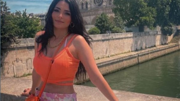 سعره خرافي.. فستان أسماء جلال في ختام مهرجان البحر الأحمر يثير الجدل | شاهد 