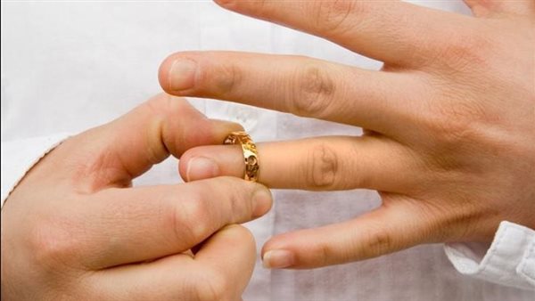 بتقولي أنا شاكة فيك.. محمود يطلب تطليق زوجته في محكمة الأسرة