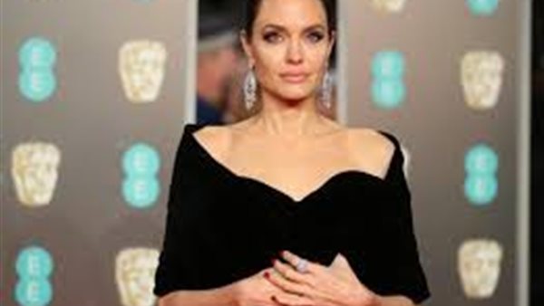 شلل نصفي واعتزال.. تصريحات نارية من أنجلينا جولي في أحدث ظهور