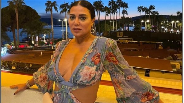 جمبسوت تايجر.. رانيا يوسف تثير الجدل في أحدث ظهور | شاهد