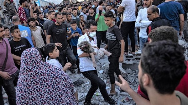 حل الأزمة في غزة: هل يكمن في استلام فتح مسؤولية القطاع وطرد حماس؟